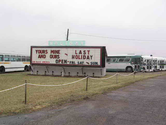 Holiday Auto Theatre - 2006 PHOTO